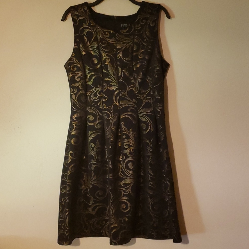 Beautiful holiday dress size 14